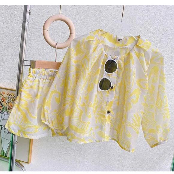 Delia's Kids Toddler Casual Tiny Flower Print Long Sleeve Shirt Shorts Set - Picture 4 of 4